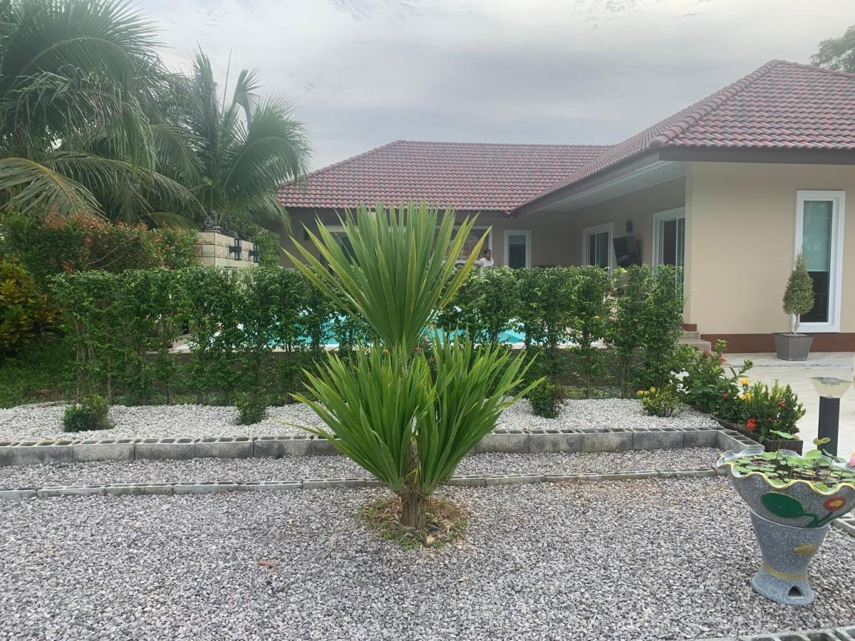 Pajaree And Udo'S Happy Homestay Trang Exterior foto