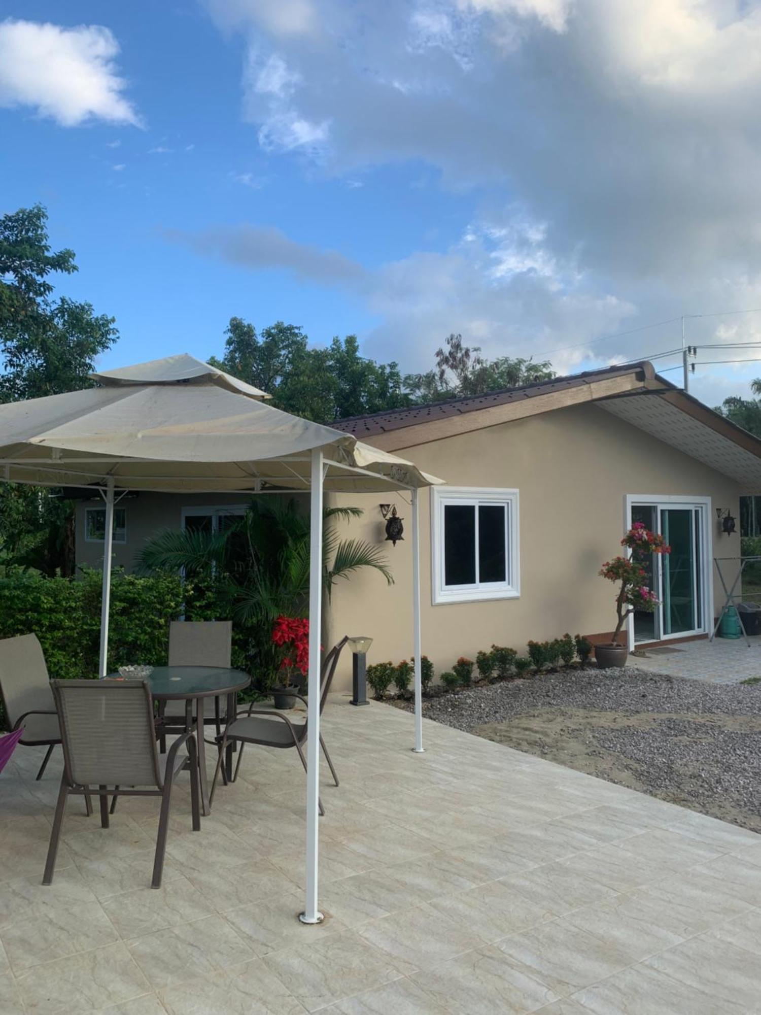 Pajaree And Udo'S Happy Homestay Trang Exterior foto